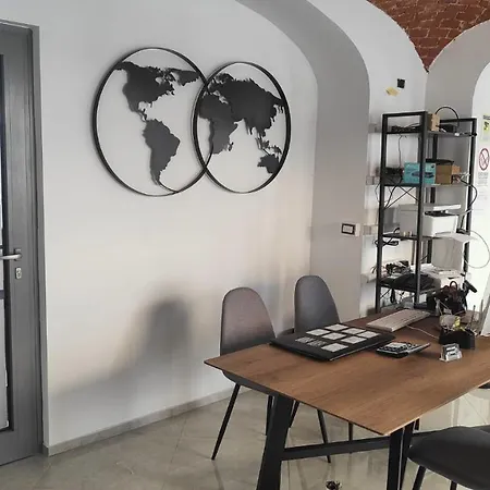 Novara Casa de hóspedes 3*