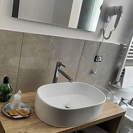 Novara 3*