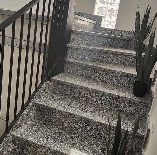 Novara بيت ضيافة 3*